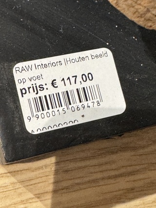 3x Houten beeld, op voet